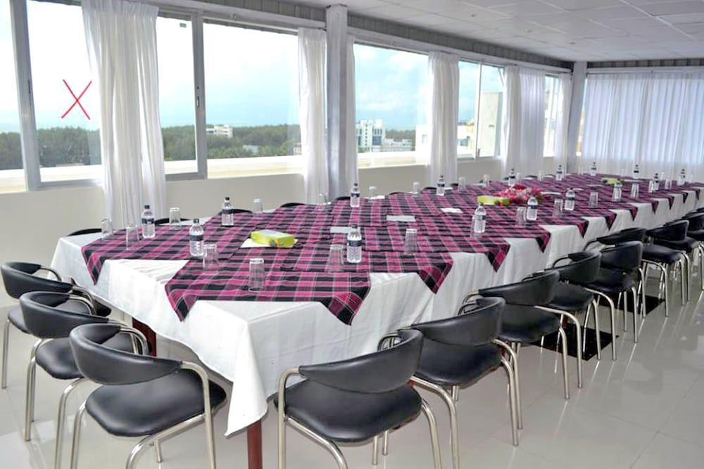 Hotel Vista Bay Cox's Bazar Extérieur photo